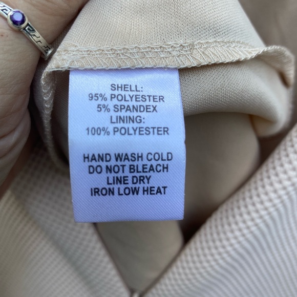 LULU’S Backless Fit n Flare Dress size XS - Picture 6 of 6